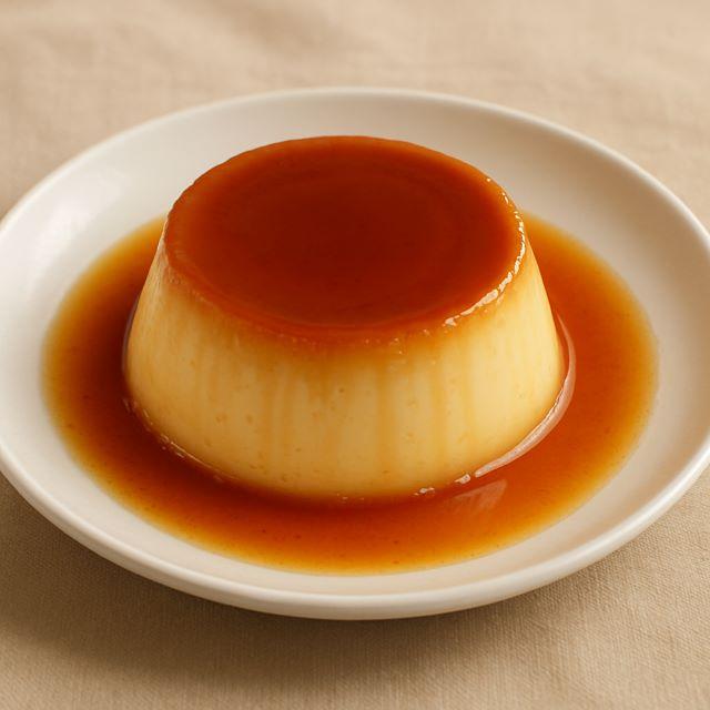Thưởng thức thành phẩm bánh flan
