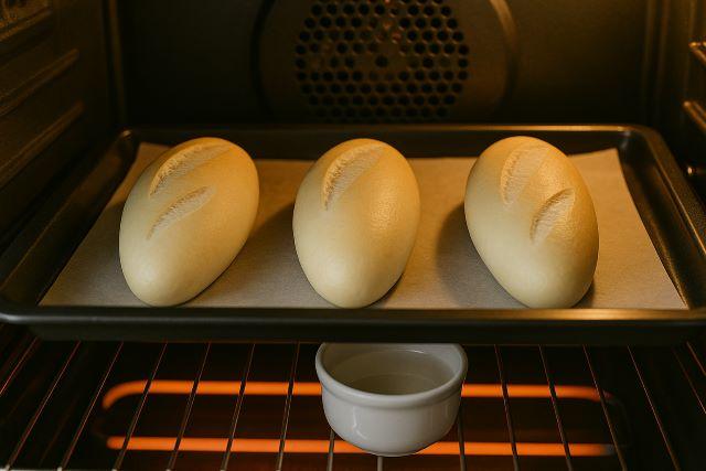 Nướng bánh mì bành lò nướng vi sóng