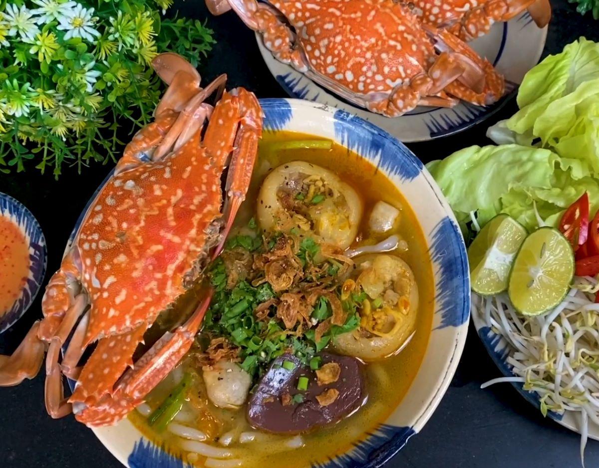 Cách nấu bánh canh ghẹ thơm ngon tại nhà