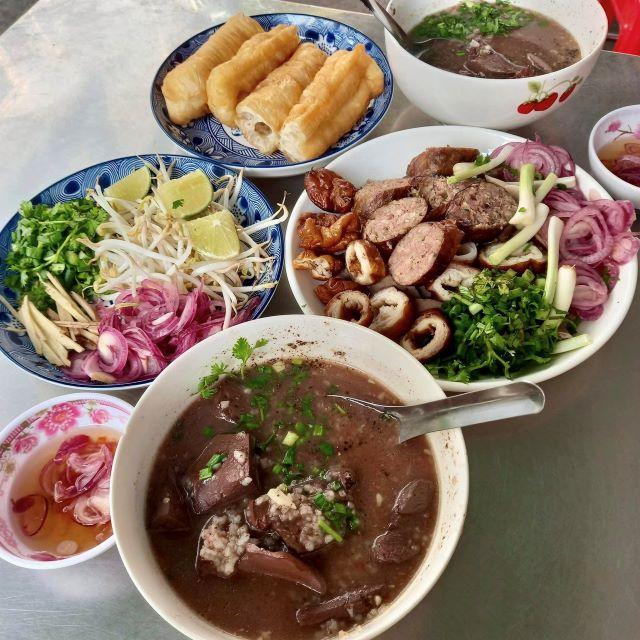 Cháo lòng, món ăn chứa nhiều giá trị dinh dưỡng cho cơ thể - Ảnh sưu tầm