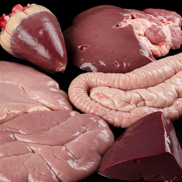 Chọn bộ lòng heo tươi ngon nhất