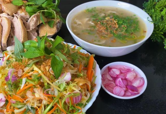 Hoàn thành cháo vịt và thưởng thức