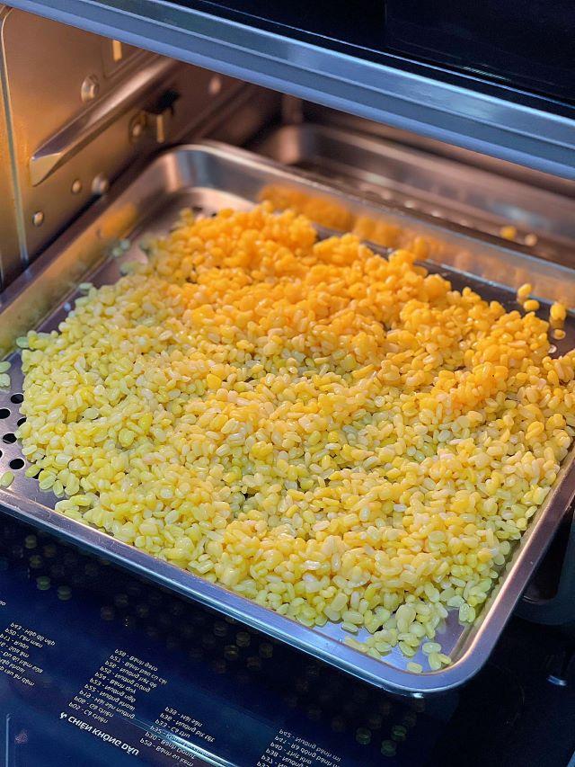 Hấp chín đậu xanh - Ảnh từ Lan Hương