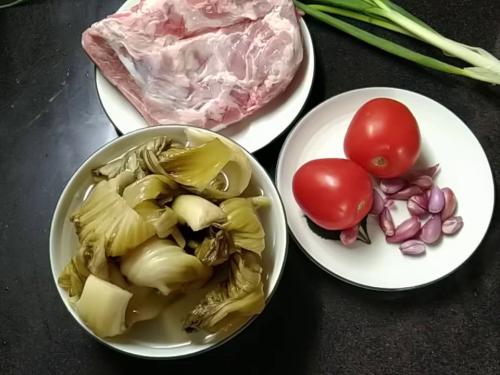 Cách Nấu Canh Sườn Non Dưa Cải Chua Thơm Ngon, Thanh Mát Cho Bữa Cơm Gia Đình