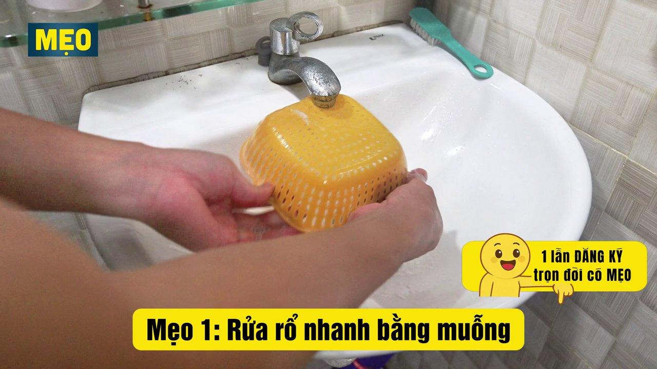 9 Mẹo Làm Sạch Đồ Dùng Nhà Bếp Đơn Giản, Hiệu Quả Bất Ngờ Ai Cũng Nên Biết