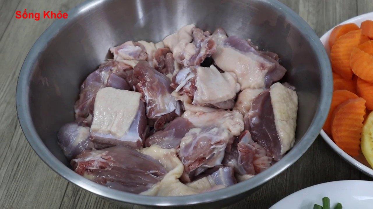 Vịt Nấu Khế - Công Thức Món Ăn Đậm Đà, Chua Ngọt Hấp Dẫn Cho Bữa Cơm Gia Đình