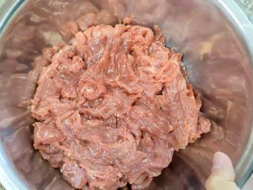 Bò Nế: Công Thức Đơn Giản Cho Món Bò Xào Hành Tây Thơm Ngon, Đậm Đà
