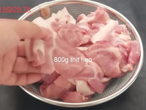 Bí Quyết Chiên Thịt Giòn Rụm Bên Ngoài, Mềm Ngọt Bên Trong - Món Ngon Cuối Tuần