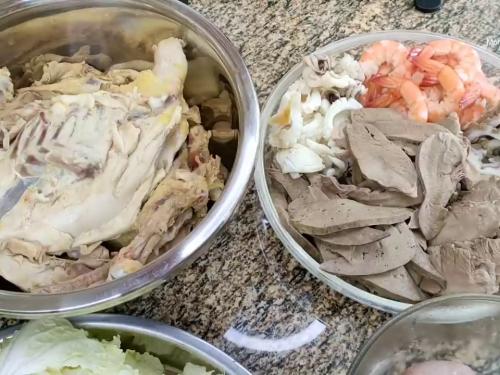 Bí Quyết Nấu Lẩu Cua Lồng Đậm Đà Chuẩn Vị, Nước Dùng Ngọt Thanh Từ Xương Gà