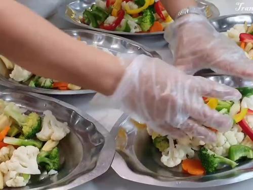 Mực Ngũ Sắc: Công Thức Món Ăn Hấp Dẫn Cho Bữa Tiệc Và Gia Đình