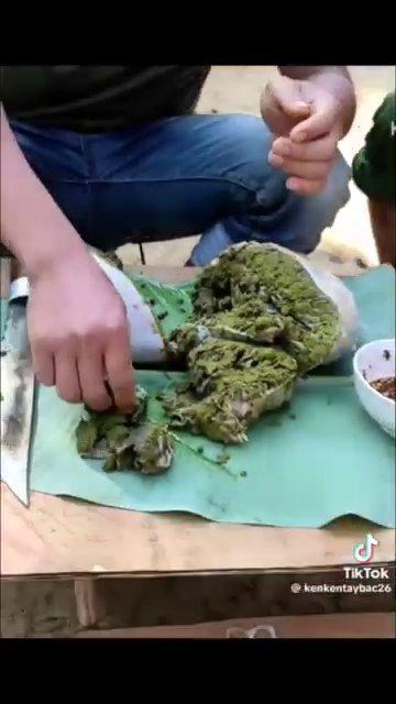 Món ăn Tây Bắc được trình bày đẹp mắt, hấp dẫn thực khách ngay từ cái nhìn đầu tiên.
