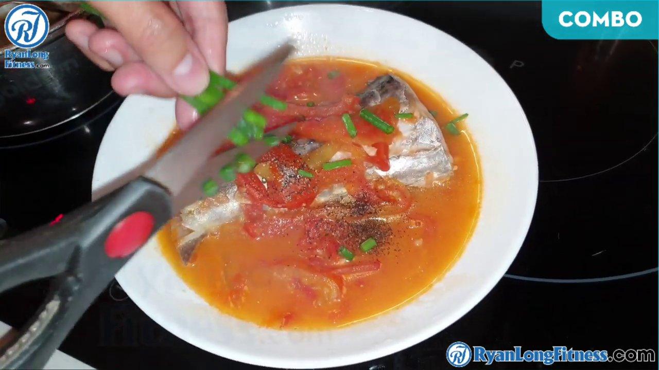 Ba cách biến tấu thú vị từ món cá thu: kho, sốt cà và trộn cơm.